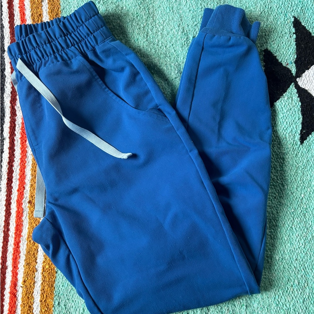 FIGS Zamora Jogger Scrub Pants
